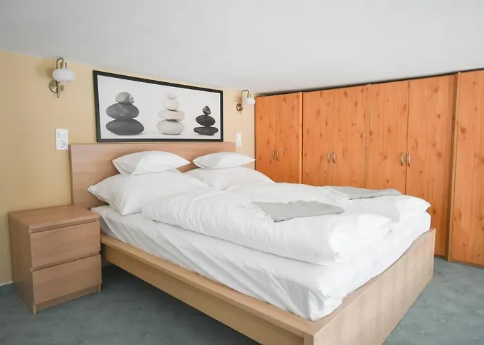 Downtown Doublet Budapesta