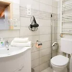 Downtown Doublet Apartment