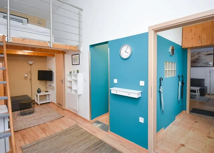 Downtown Doublet דירה *