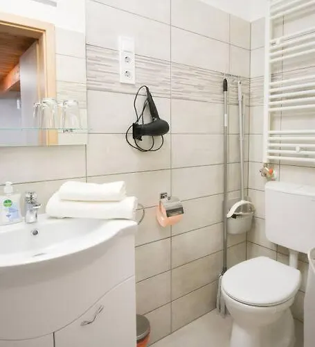 Downtown Doublet דירה